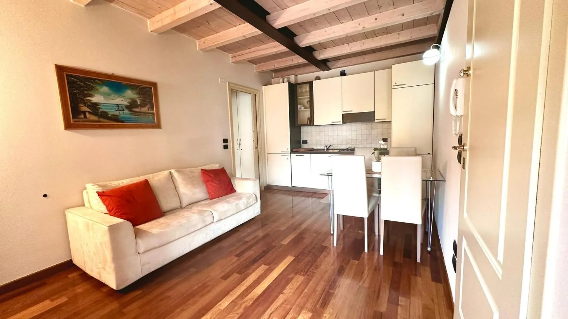 Truly Verona Aparthotel