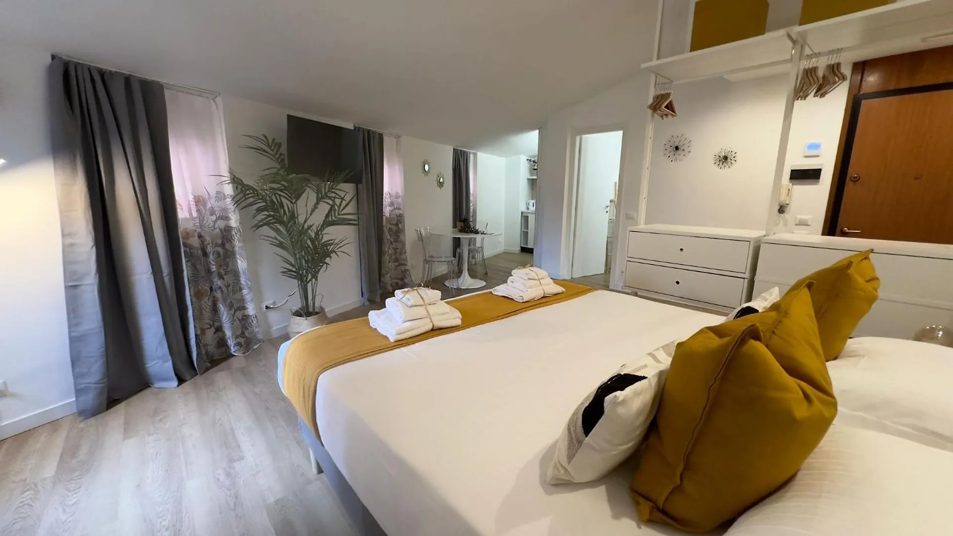** Apartahotel Truly Verona Italia